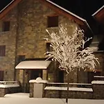 El Descanso Del Sol - En Pirineos 아파트 *