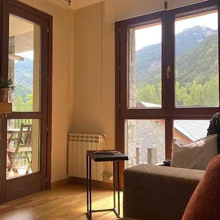 El Descanso Del Sol - En Pirineos Apartmán *